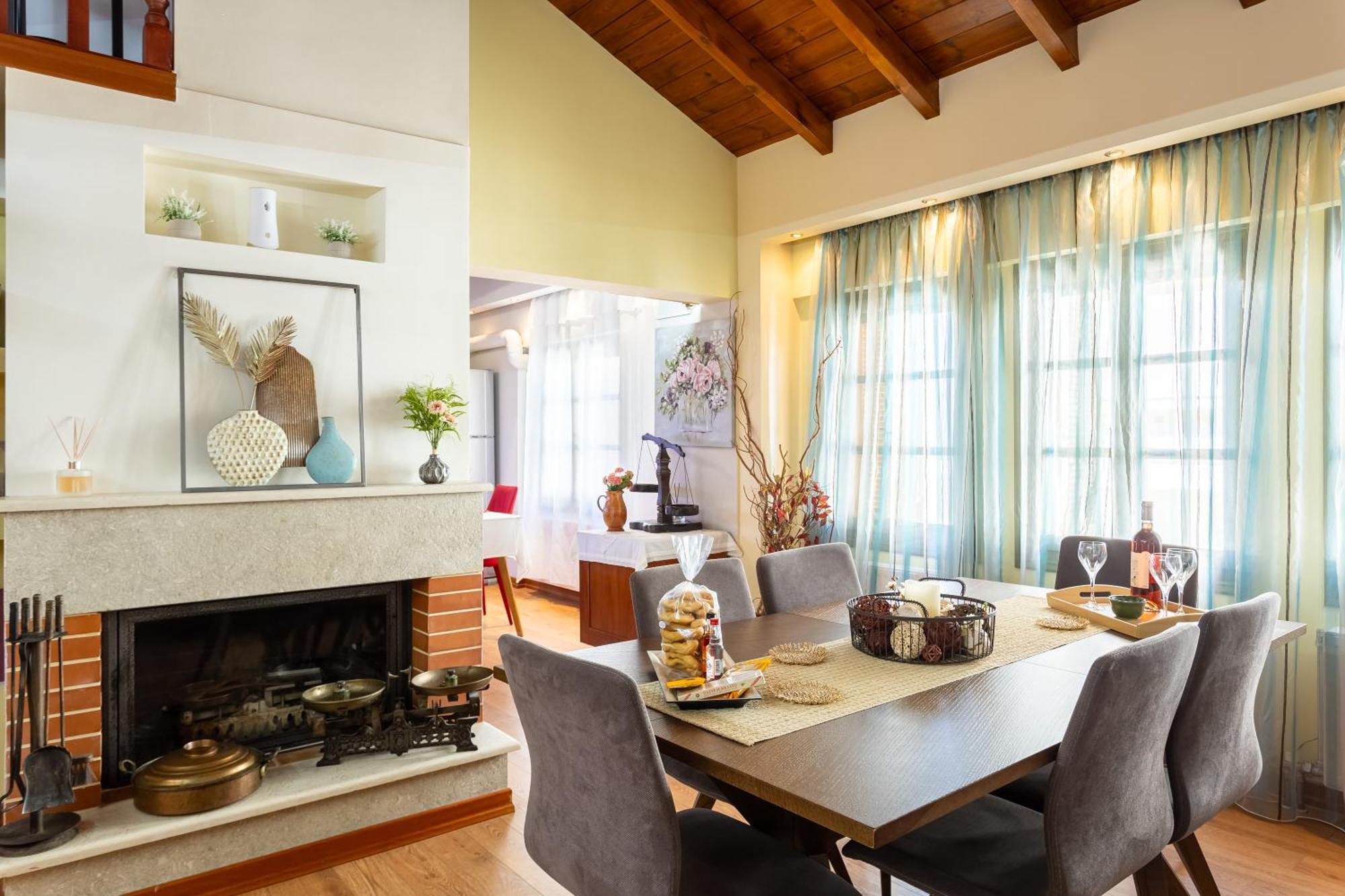 Lito'S Central Gem - Cozy Dream Getaway Kalamata Ngoại thất bức ảnh