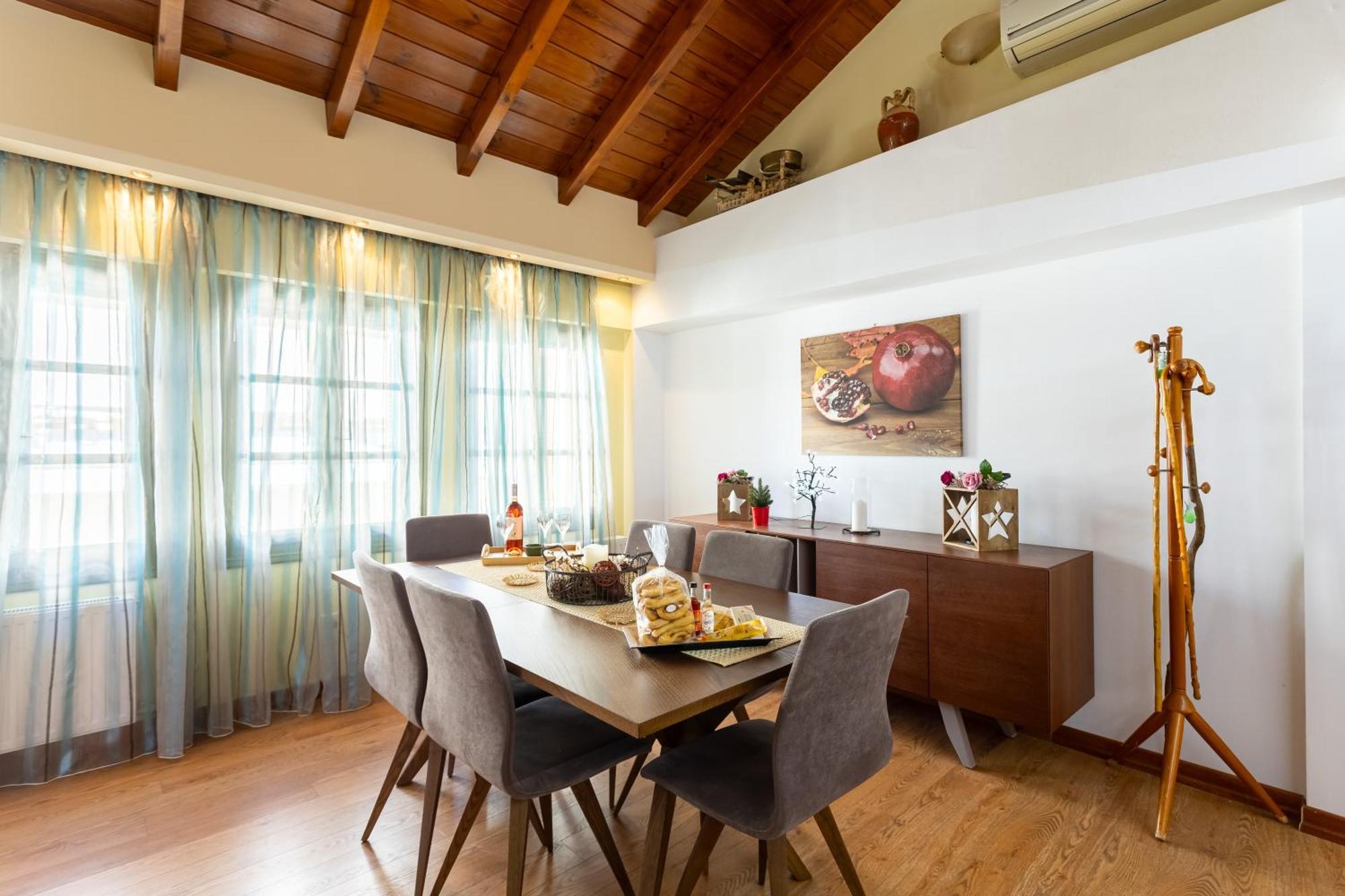 Lito'S Central Gem - Cozy Dream Getaway Kalamata Ngoại thất bức ảnh